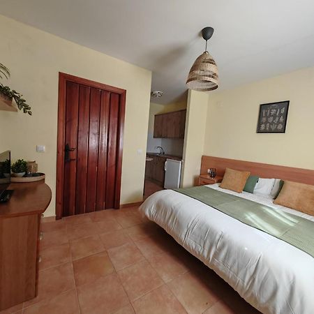 El Moral Centro De Turismo Rural Valdecañas Extérieur photo